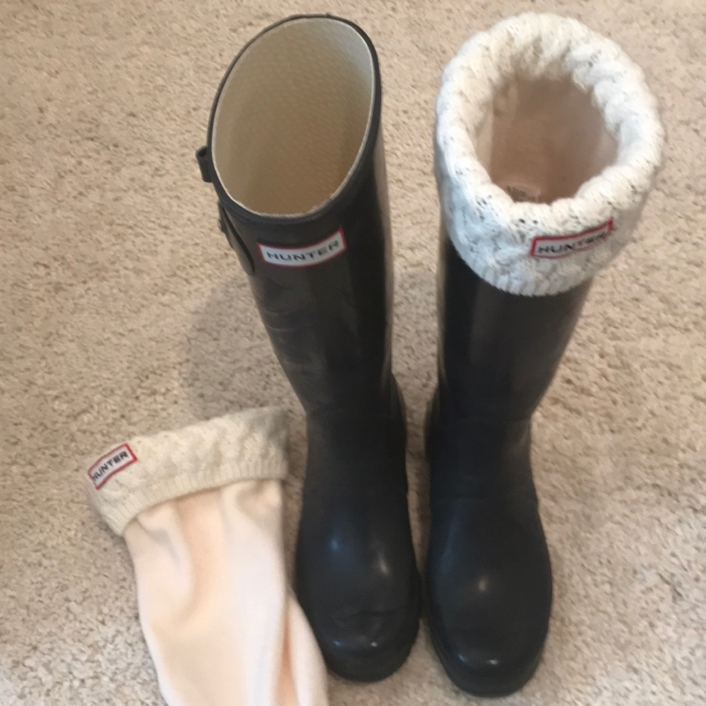 Hunter rain boots - size 7, tall with socks